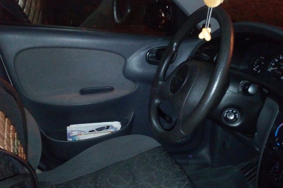 Продам Daewoo Lanos 1.5 седан 2006 года в Киеве