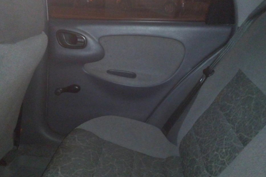 Продам Daewoo Lanos 1.5 седан 2006 года в Киеве