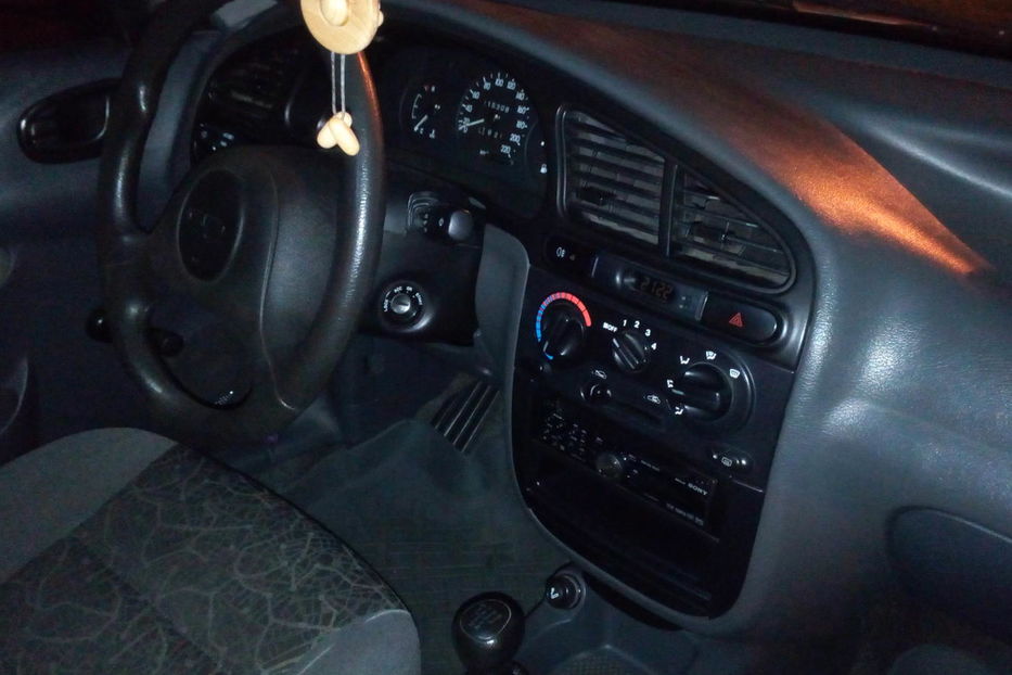 Продам Daewoo Lanos 1.5 седан 2006 года в Киеве