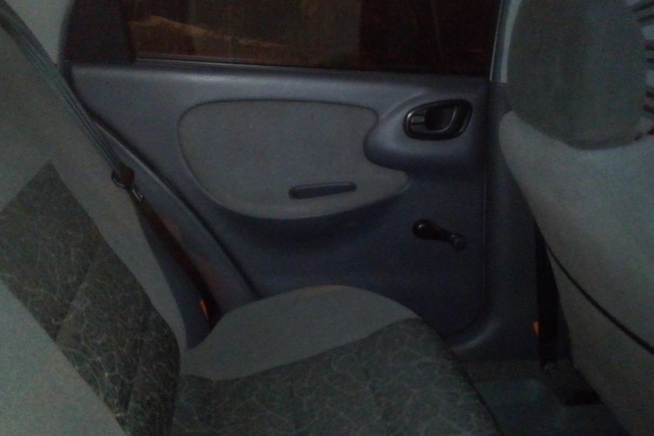 Продам Daewoo Lanos 1.5 седан 2006 года в Киеве