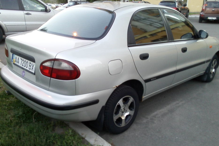 Продам Daewoo Lanos 1.5 седан 2006 года в Киеве