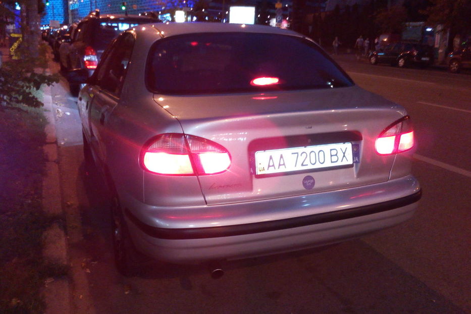 Продам Daewoo Lanos 1.5 седан 2006 года в Киеве