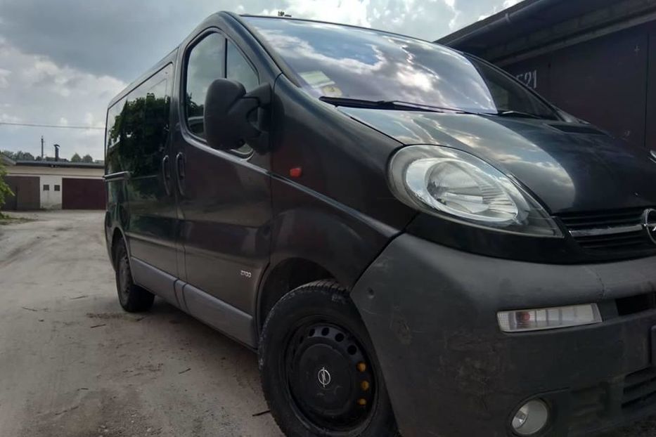 Продам Opel Vivaro пасс. 2003 года в Тернополе