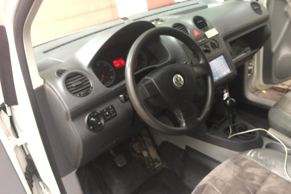 Продам Volkswagen Caddy пасс. 2009 года в г. Умань, Черкасская область