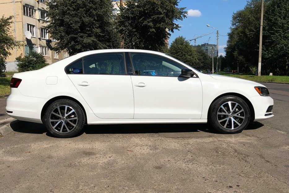 Продам Volkswagen Jetta 1.4TSI SE 2016 года в Львове