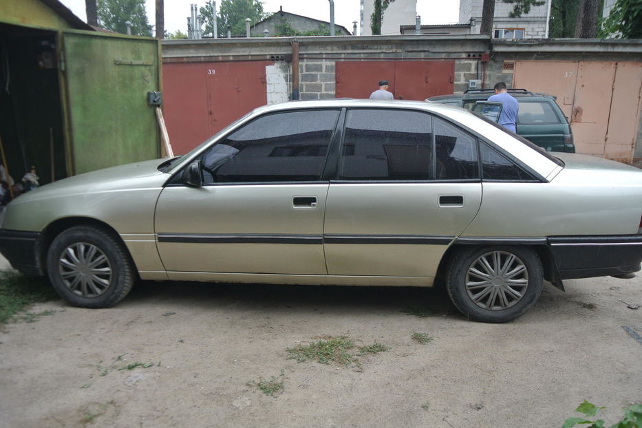 Продам Opel Omega 1986 года в Киеве