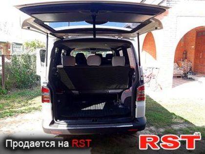 Продам Volkswagen T5 (Transporter) пасс. 2004 года в г. Гадяч, Полтавская область