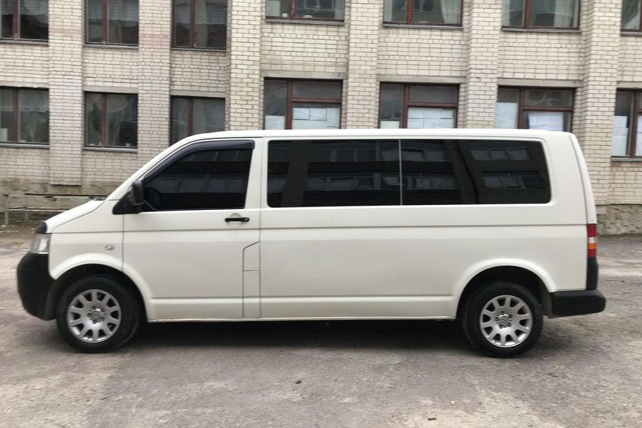 Продам Volkswagen T5 (Transporter) пасс. LONG 2006 года в Тернополе