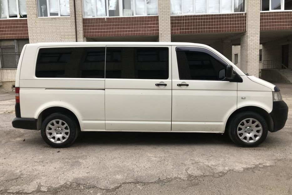 Продам Volkswagen T5 (Transporter) пасс. LONG 2006 года в Тернополе