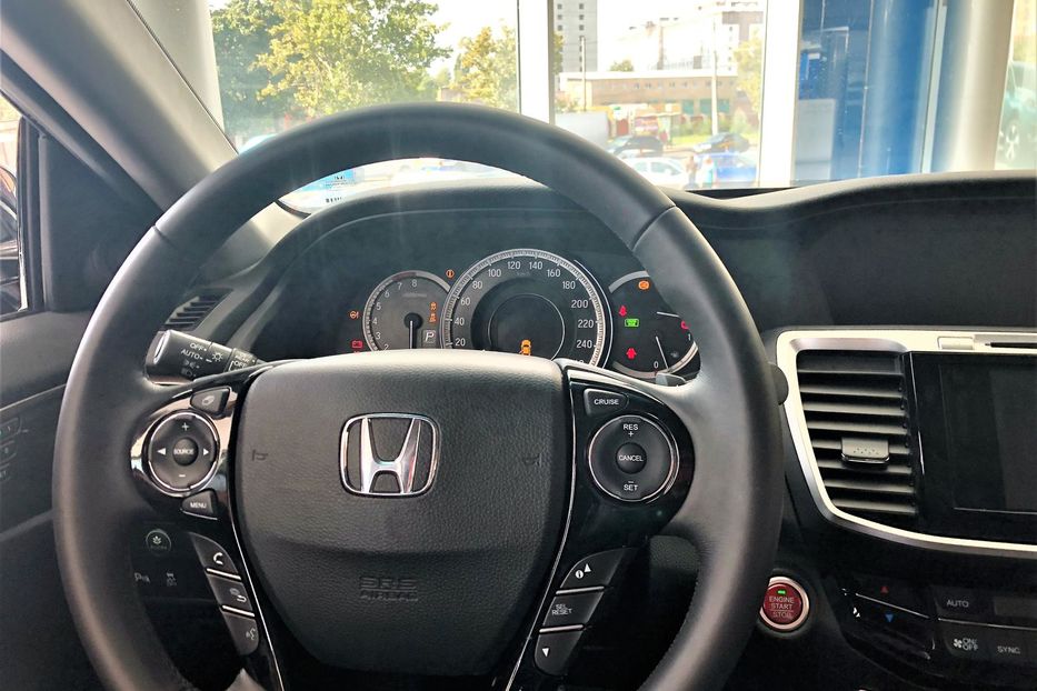 Продам Honda Accord Executive 2017 года в Одессе