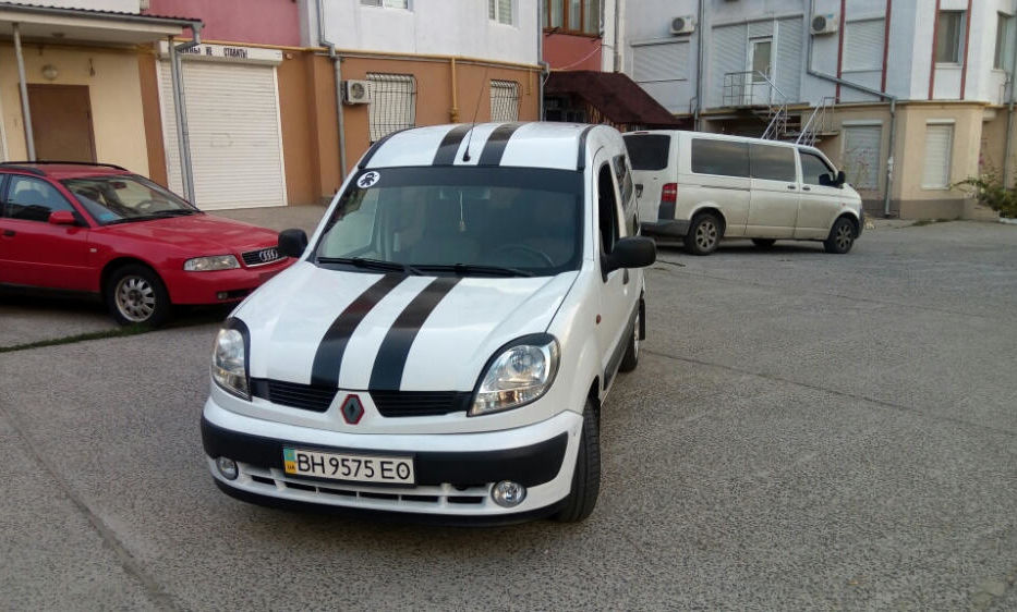 Продам Renault Kangoo пасс. 2003 года в г. Ильичевск, Одесская область