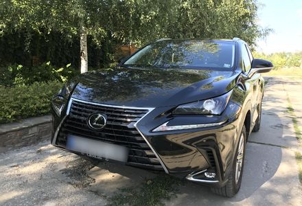Продам Lexus NX 300 2017 года в Харькове