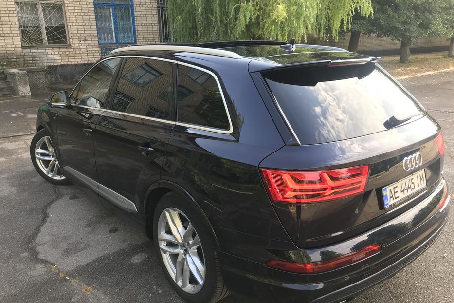 Продам Audi Q7 MAXIMAL 2016 года в г. Никополь, Днепропетровская область