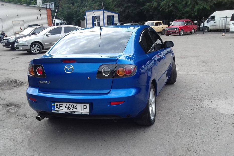 Продам Mazda 3 ГАЗ 2006 года в г. Кривой Рог, Днепропетровская область