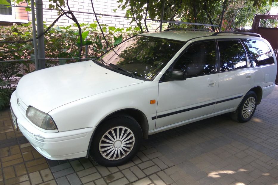 Продам Nissan Primera SLX 2.0 1990 года в г. Бердянск, Запорожская область
