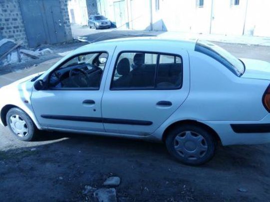 Продам Renault Clio 2002 года в Ивано-Франковске