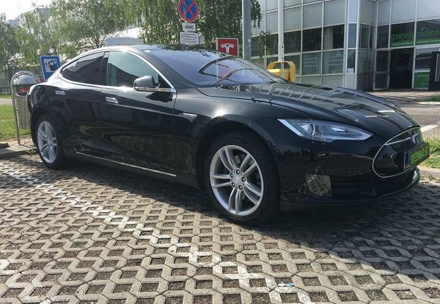 Продам Tesla Model S 70D 2015 года в Харькове