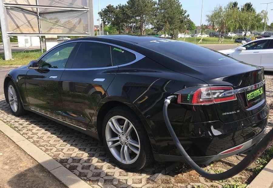 Продам Tesla Model S 70D 2015 года в Харькове