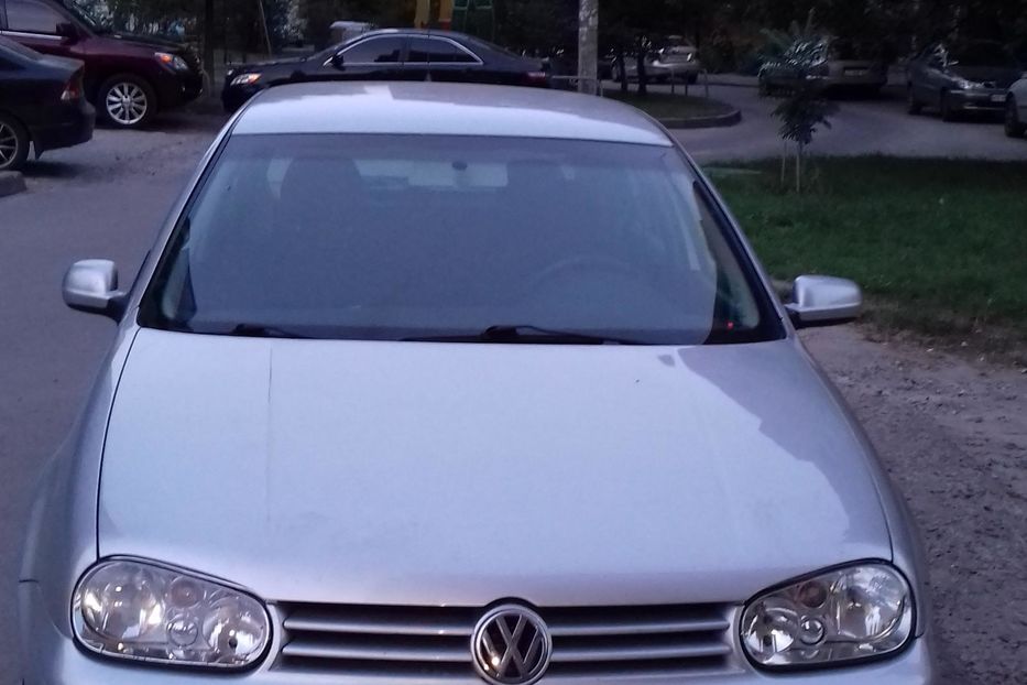 Продам Volkswagen Golf IV 2000 года в Харькове