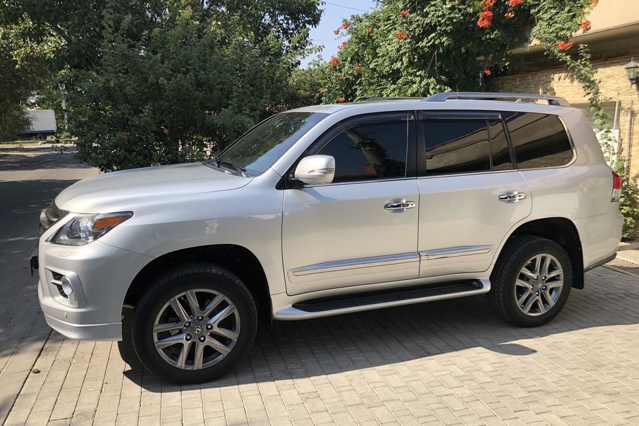 Продам Lexus LX 570 F sport 2014 года в Одессе