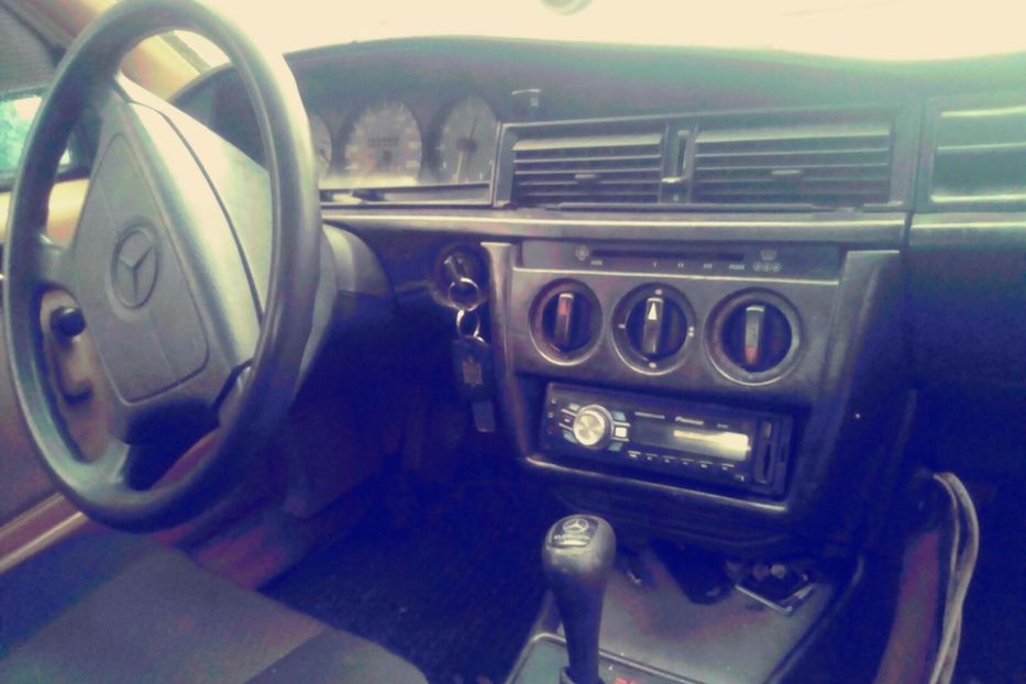 Продам Mercedes-Benz 190 1983 года в г. Коломыя, Ивано-Франковская область