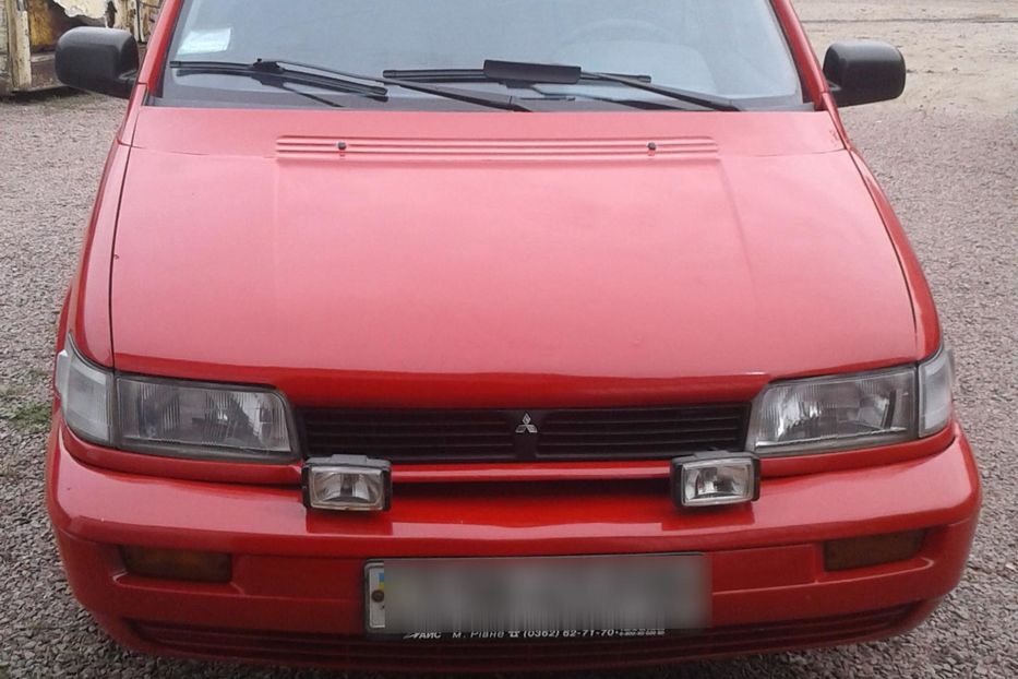 Продам Mitsubishi Space Runner 1993 года в Ровно