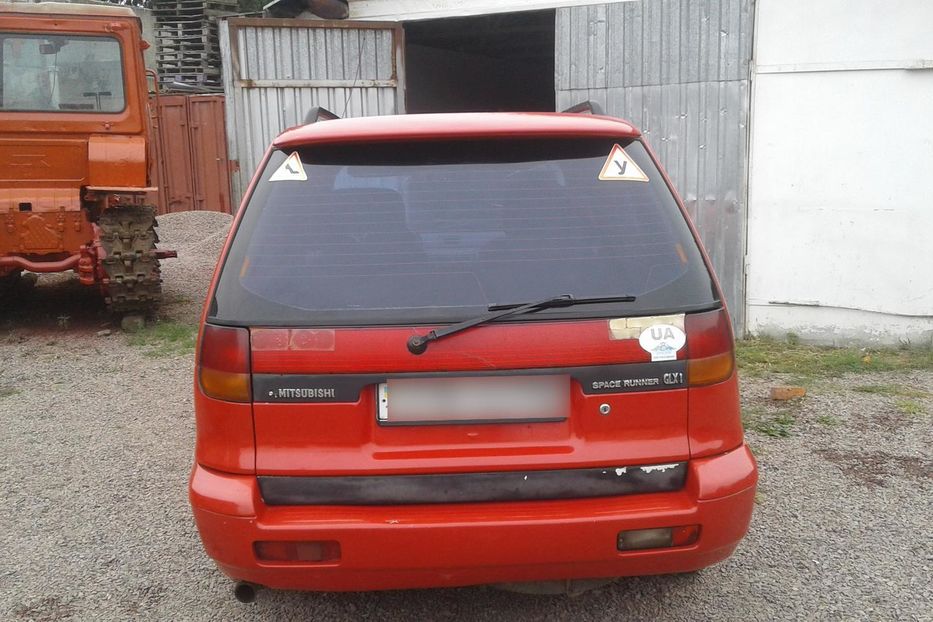 Продам Mitsubishi Space Runner 1993 года в Ровно