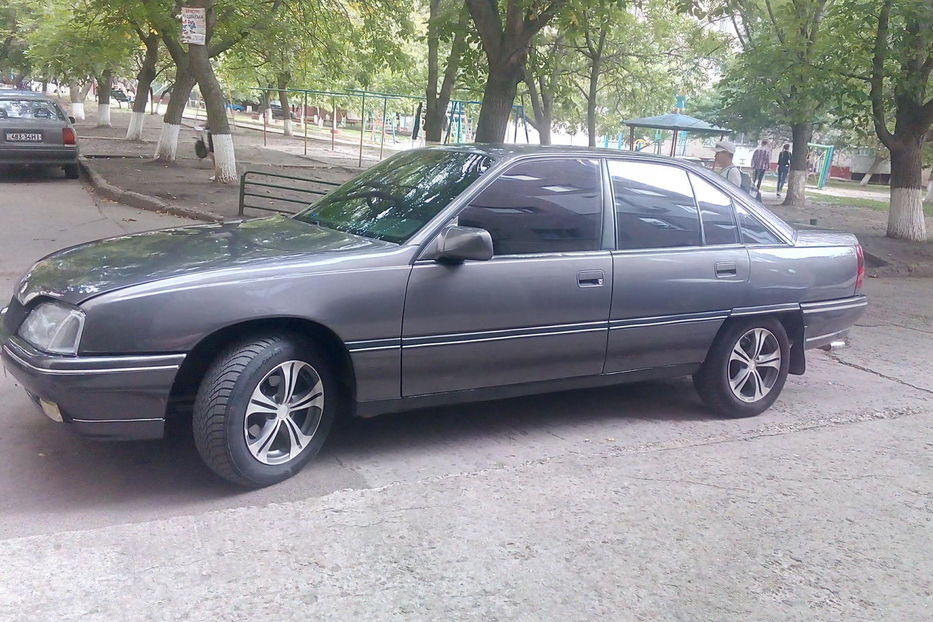 Продам Opel Omega 1988 года в г. Южноукраинск, Николаевская область