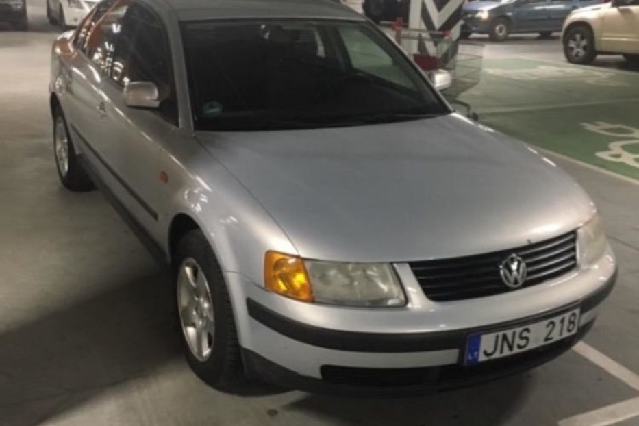 Продам Volkswagen Passat B5 1998 года в Киеве