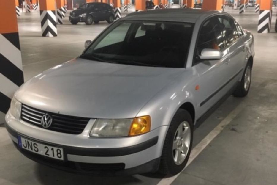 Продам Volkswagen Passat B5 1998 года в Киеве