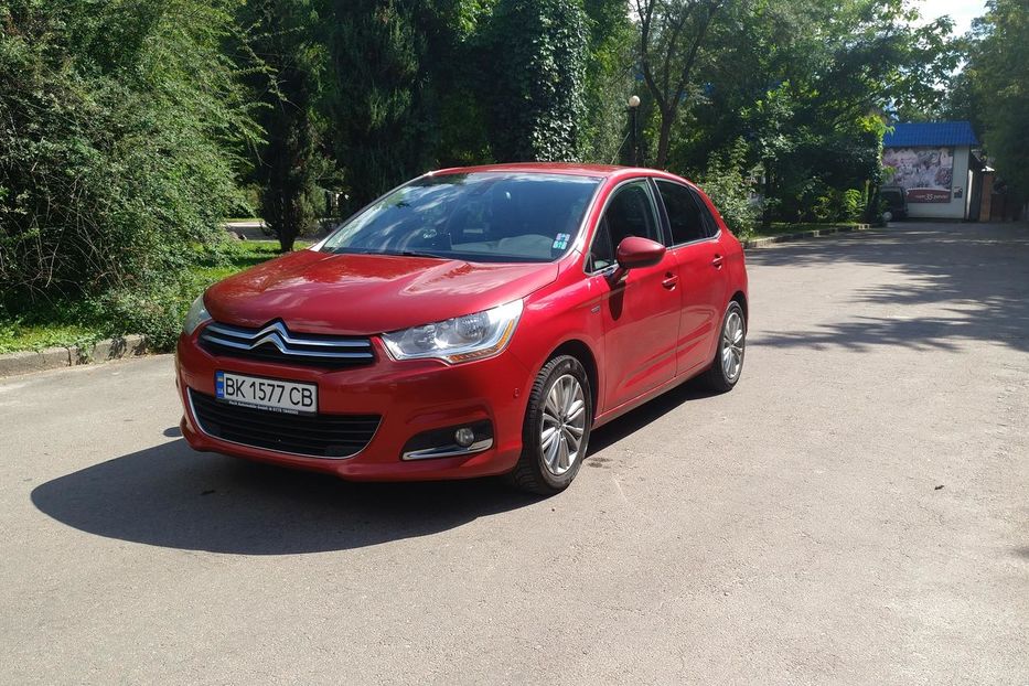 Продам Citroen C4 2011 года в Ровно