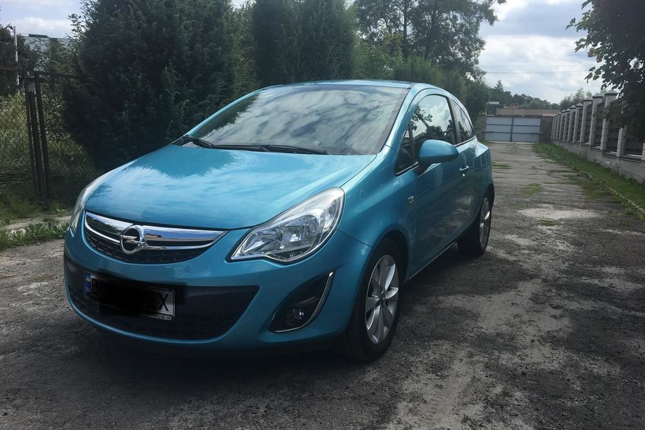 Продам Opel Corsa Adam 2012 года в Львове