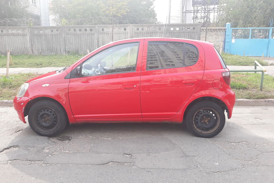 Продам Toyota Yaris 2001 года в Киеве