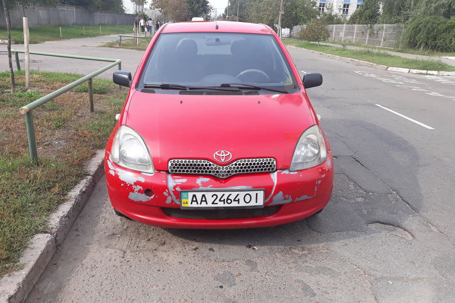 Продам Toyota Yaris 2001 года в Киеве