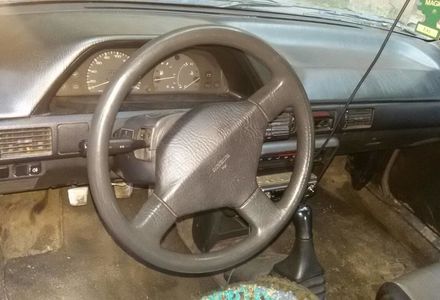 Продам Mazda 323 1990 года в Одессе