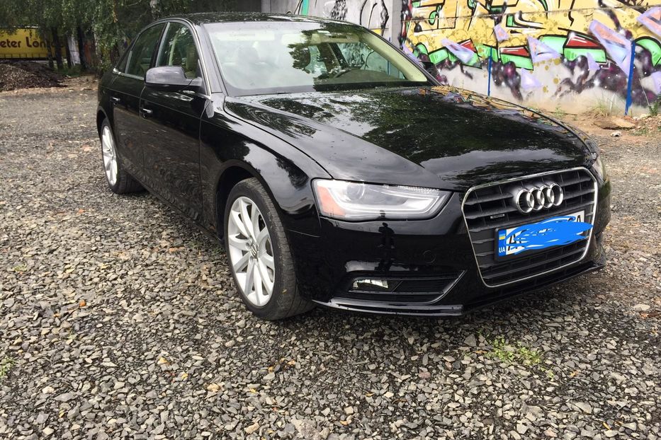 Продам Audi A4 2012 года в Луцке