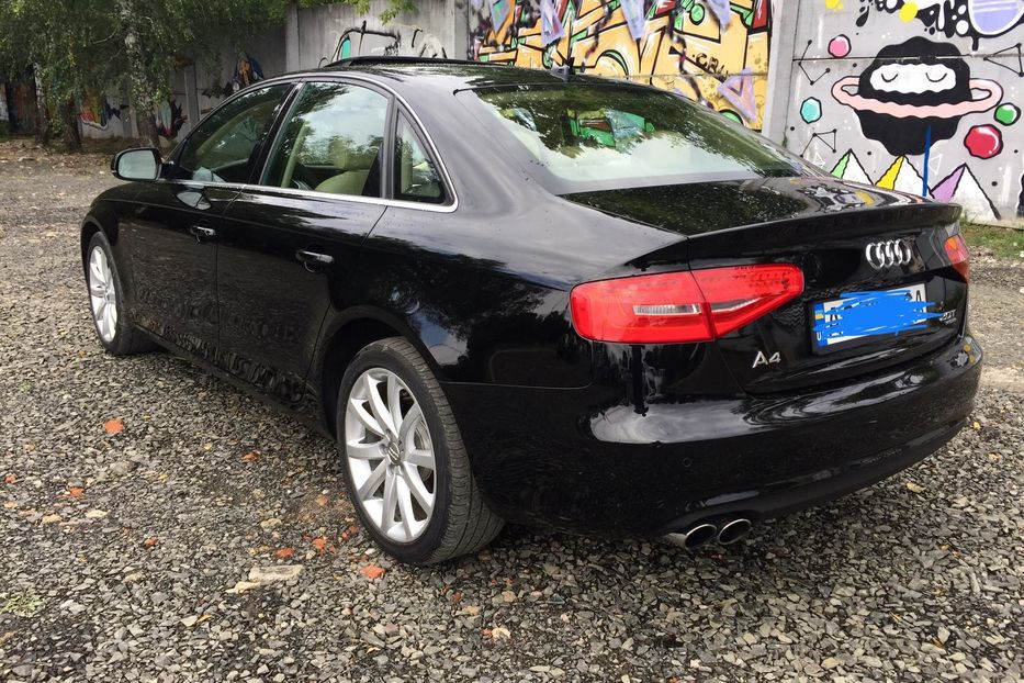 Продам Audi A4 2012 года в Луцке