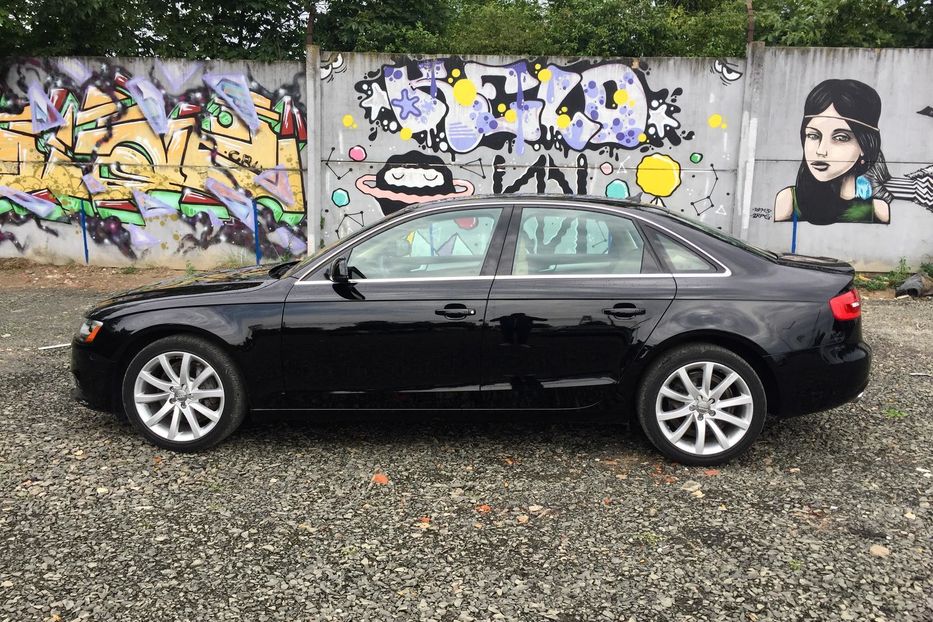 Продам Audi A4 2012 года в Луцке