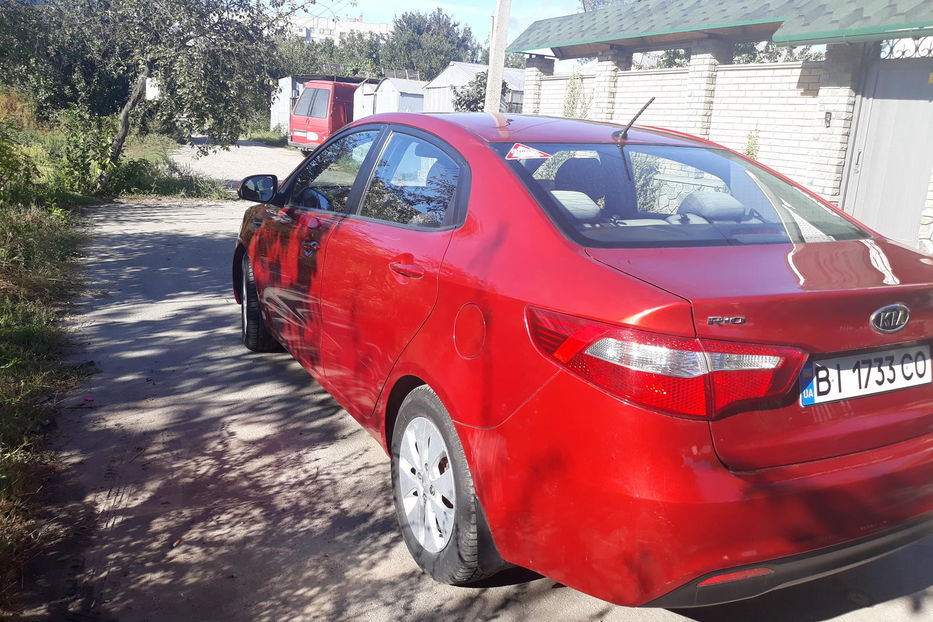 Продам Kia Rio 2012 года в г. Кременчуг, Полтавская область