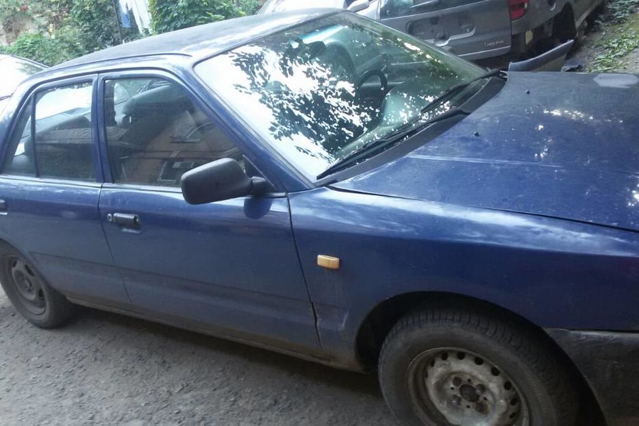 Продам Mazda 323 1990 года в Одессе