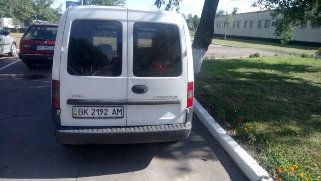 Продам Opel Combo пасс. 2004 года в Ровно