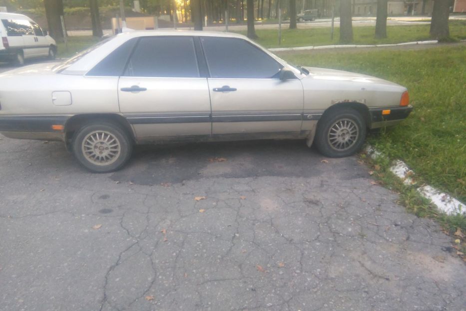 Продам Audi 100 C3 1987 года в Хмельницком