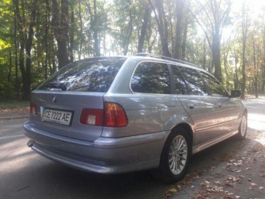Продам BMW 525 е 39. 2.5 d. touring. 2002 года в Черновцах