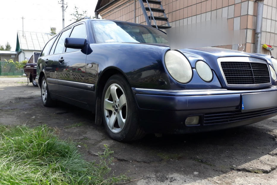 Продам Mercedes-Benz E-Class ELEGANCE AUTOMAT 2.2 cdi 2000 года в Ровно