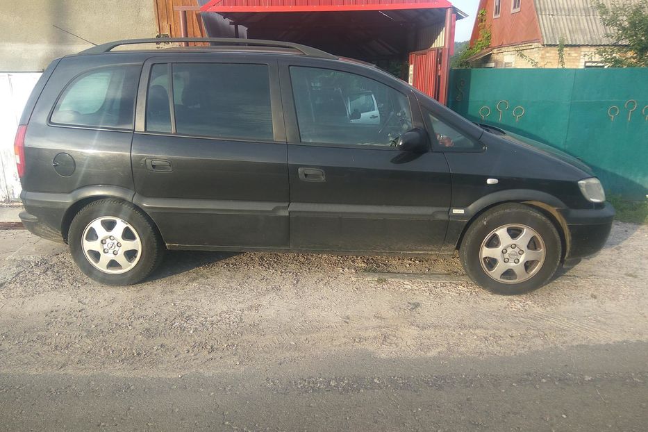 Продам Opel Zafira 2002 года в Киеве