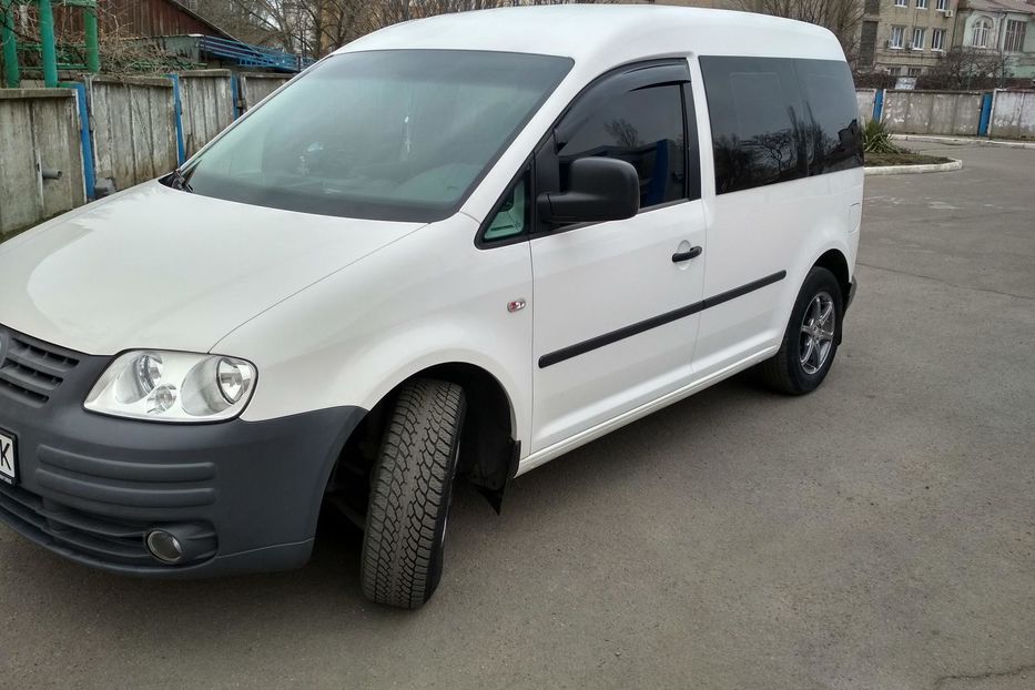 Продам Volkswagen Caddy пасс. 1,9 TDI 2010 года в г. Бердянск, Запорожская область