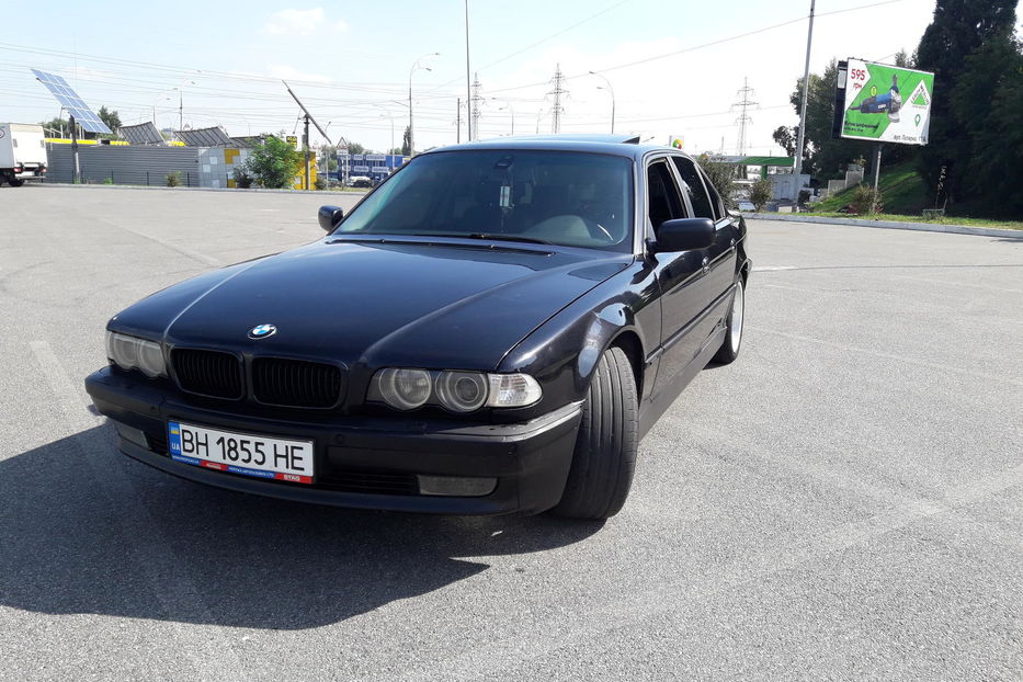 Продам BMW 735 1999 года в Киеве
