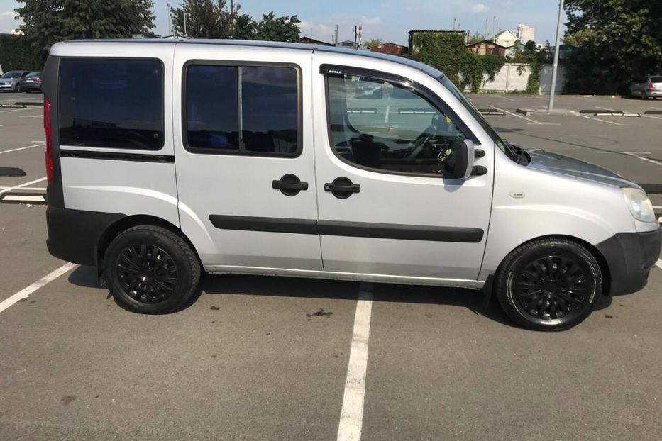 Продам Fiat Doblo Panorama 2009 года в Киеве