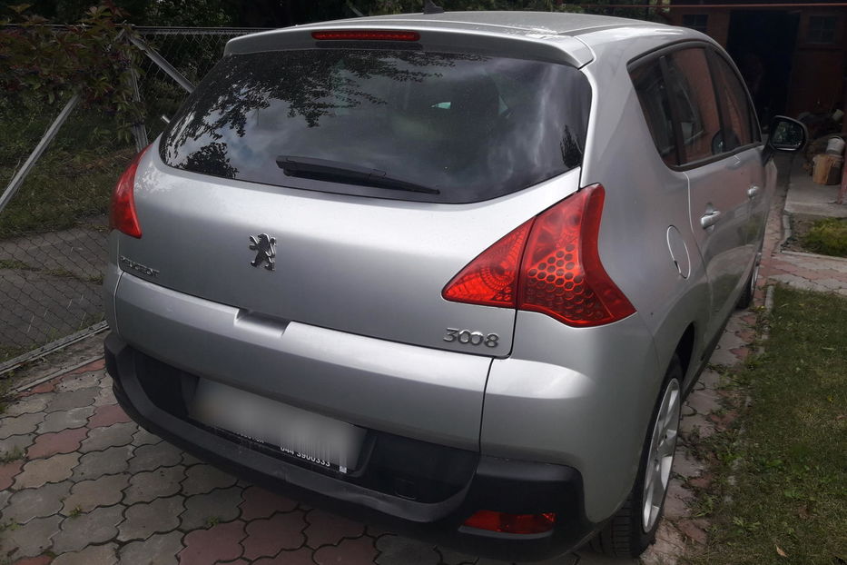 Продам Peugeot 3008 2010 года в Киеве