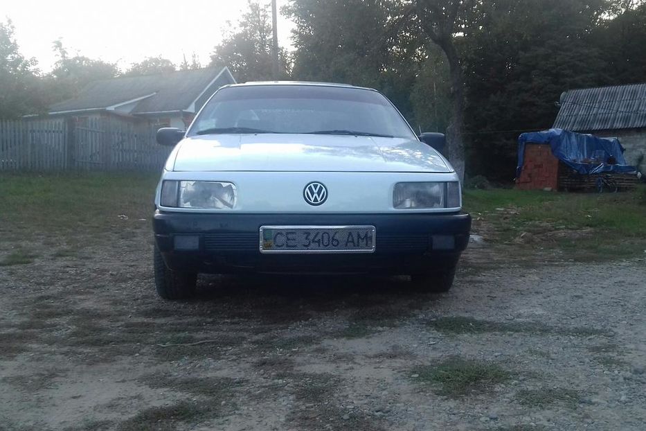Продам Volkswagen Passat B3 1800 1989 года в Черновцах